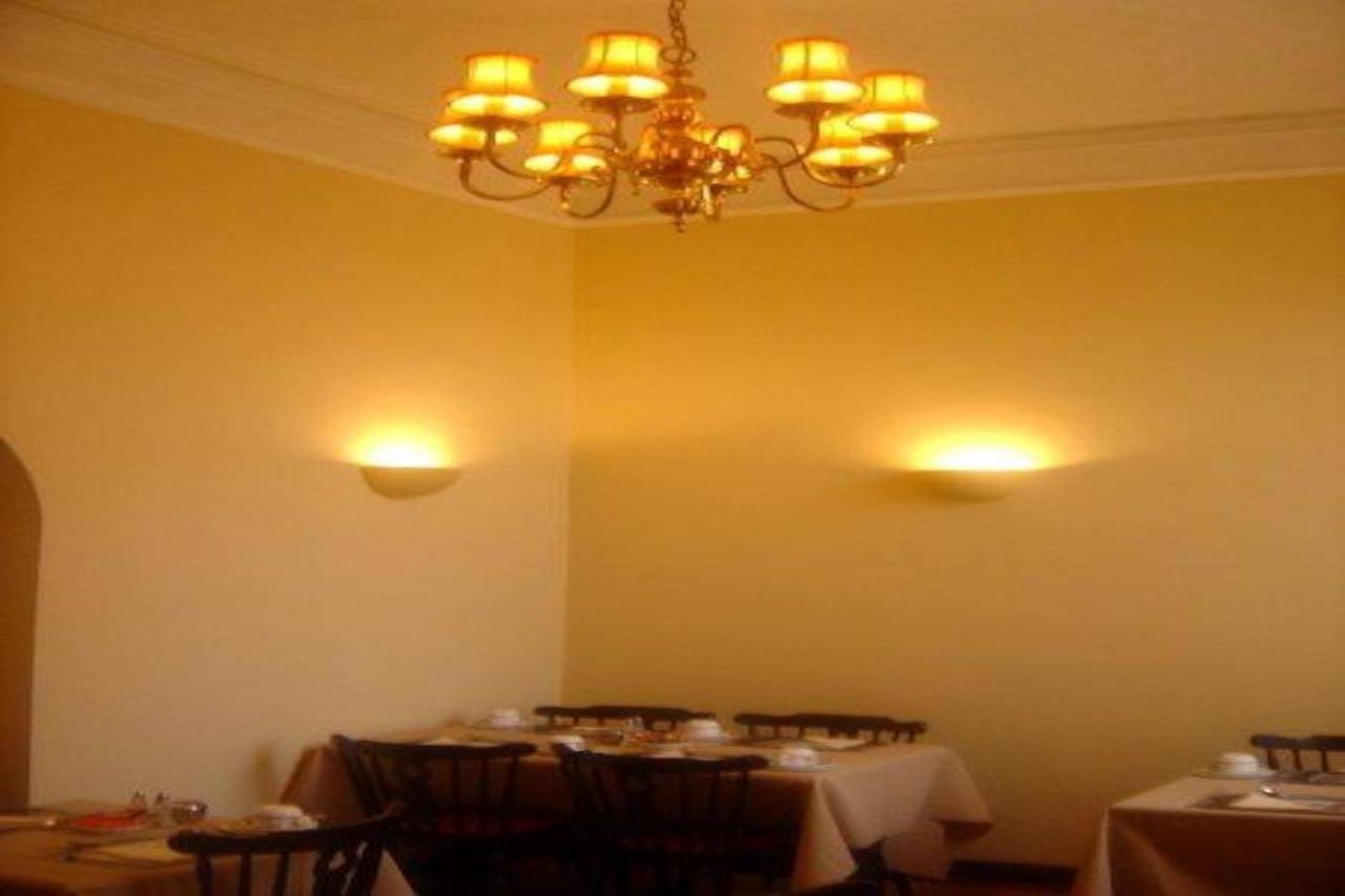 Oyo Lord Nelson Otel Telford Dış mekan fotoğraf