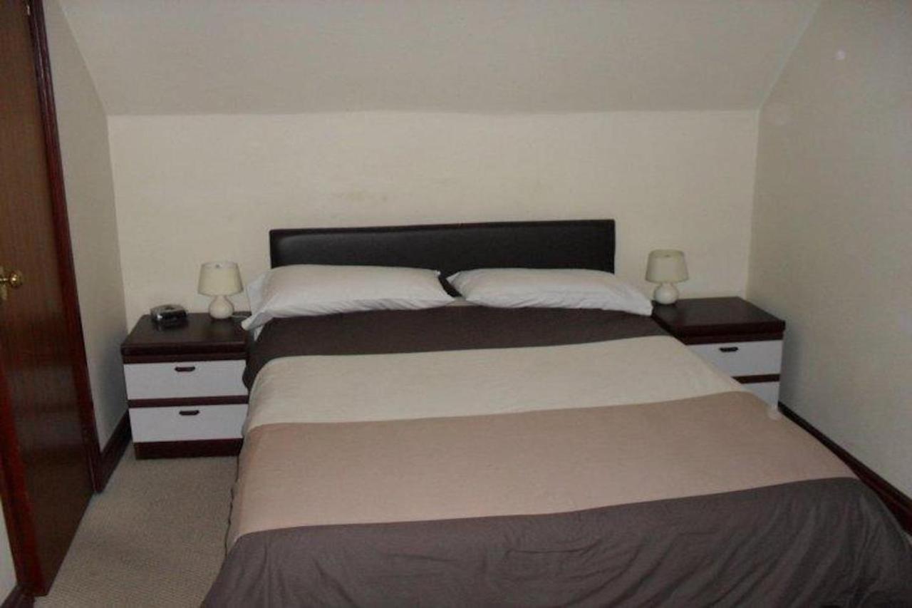 Oyo Lord Nelson Otel Telford Dış mekan fotoğraf